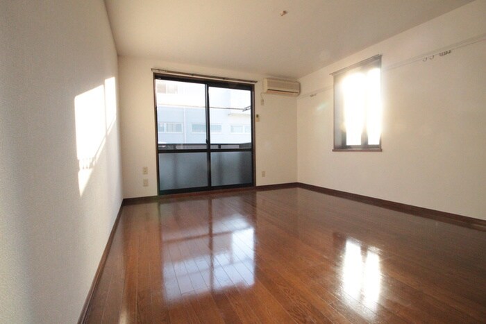 パインチグリスⅡＡの物件内観写真