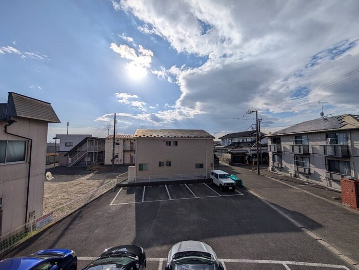 ビュ－パ－トＫの物件内観写真