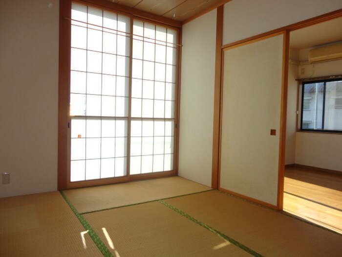 ビュ－ハイツ愛子Ｂの物件内観写真