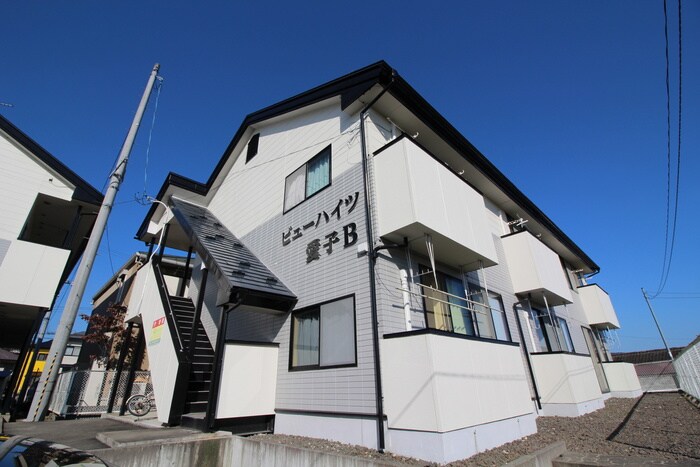 ビュ－ハイツ愛子Ｂの物件外観写真