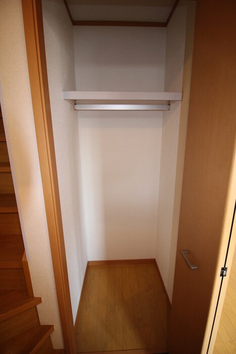 ランドスケ－プ水の森Ｂの物件内観写真