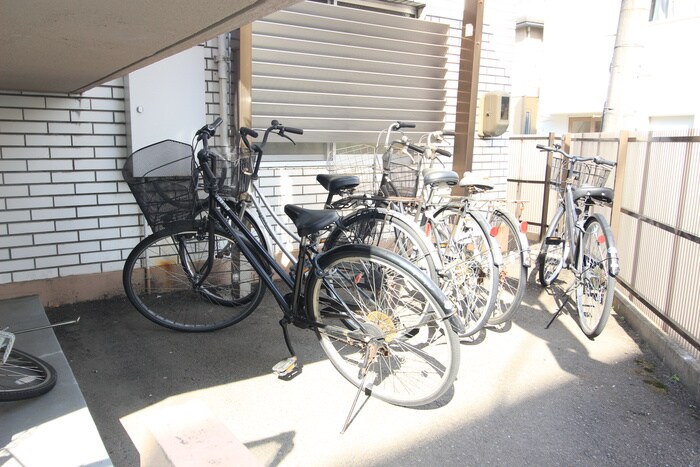 メイプル松島の物件外観写真