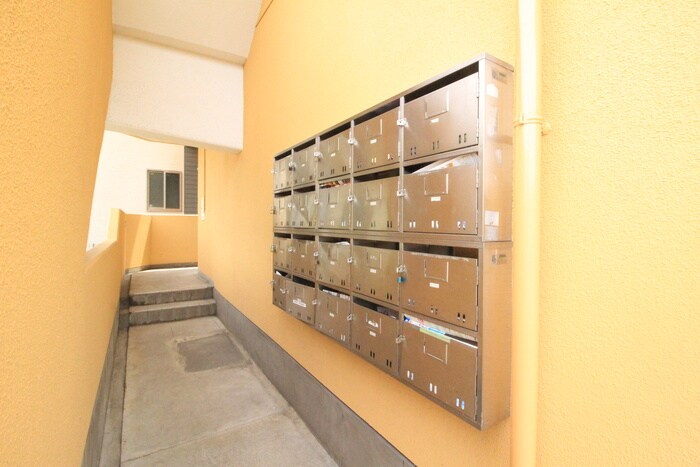 サンパレス向陽Ⅱの物件外観写真