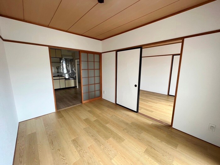 サンプラザ子平町の物件内観写真