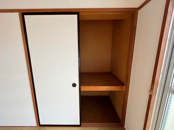 サンプラザ子平町の物件内観写真