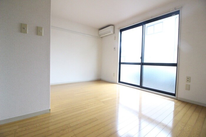 シャトルイトウの物件内観写真