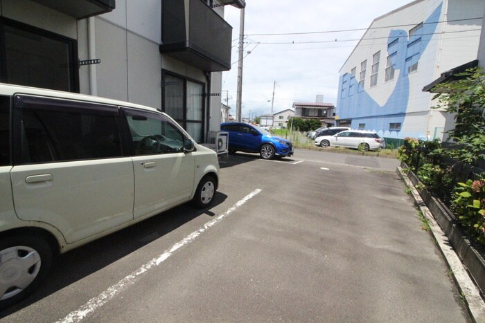 シャトルイトウの物件外観写真