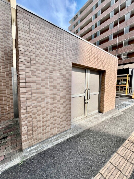 リジェール榴岡公園の物件外観写真