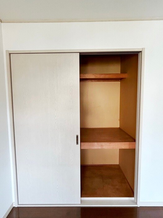 メゾンドールⅠの物件内観写真