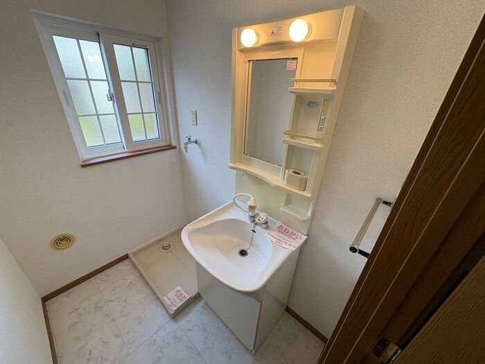 レジデンスオリ－ブⅡの物件内観写真