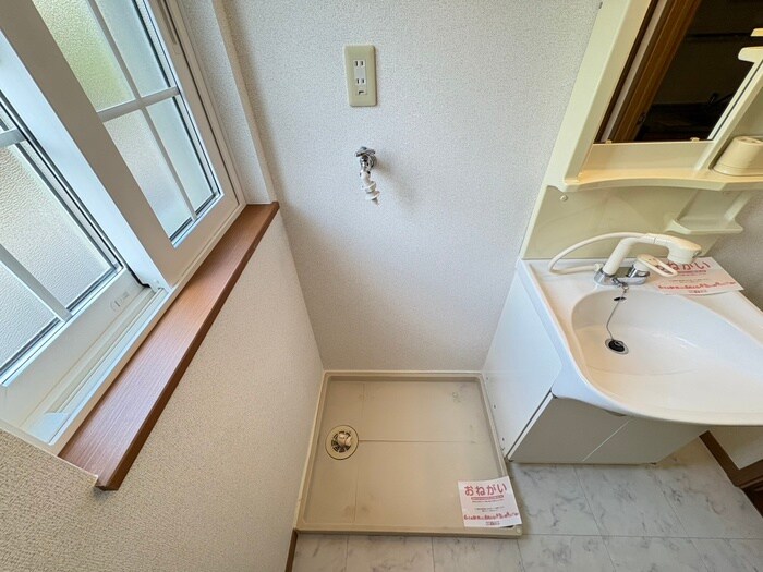 レジデンスオリ－ブⅡの物件内観写真