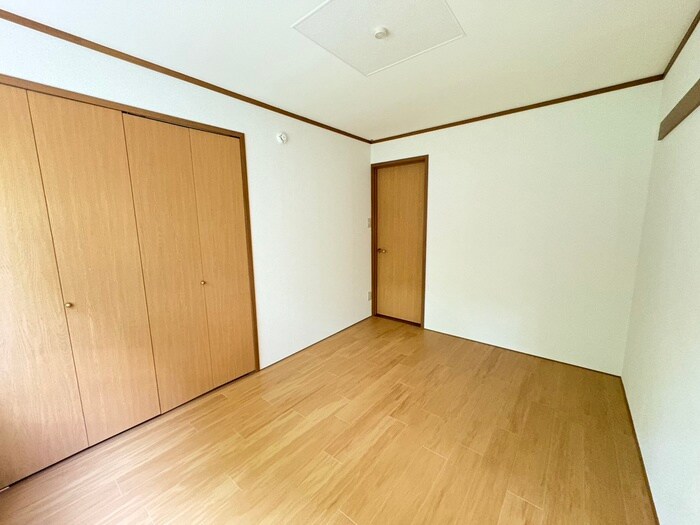 レジデンスオリ－ブⅡの物件内観写真