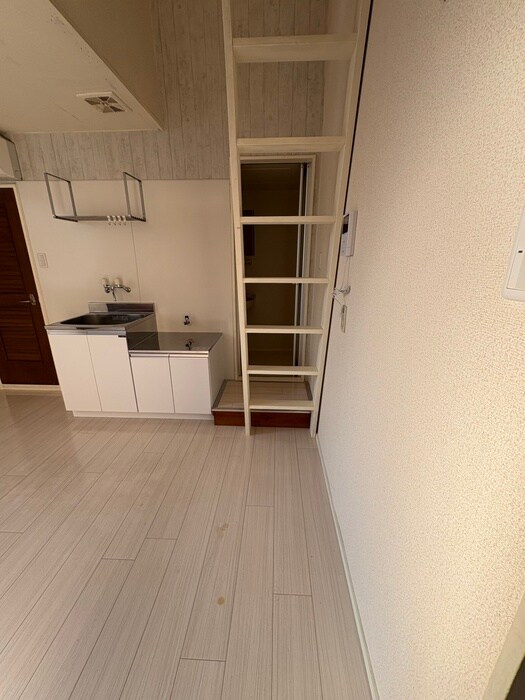 ビューコート河原町Bの物件内観写真