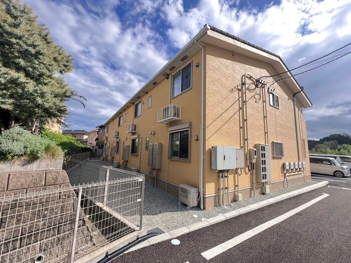 サンシャイン　Ⅴの物件外観写真