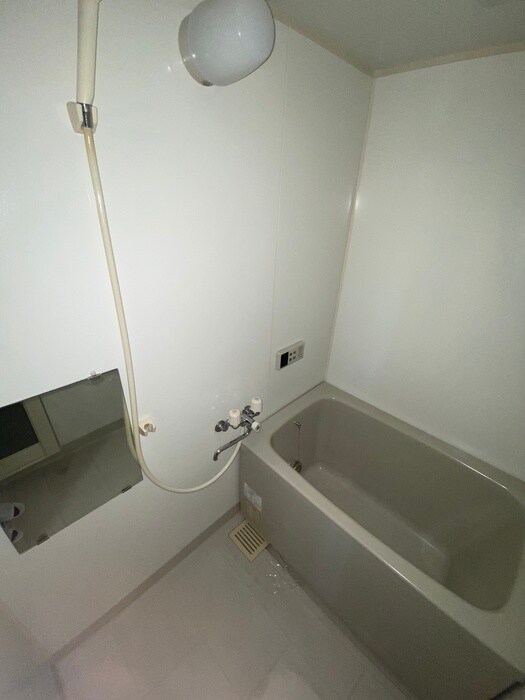 フォ－シ－ズンマンションＡの物件内観写真