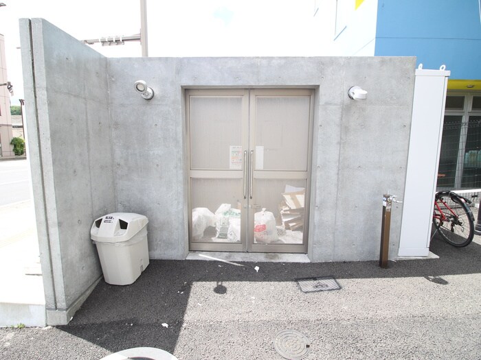 アスコット八幡の物件外観写真