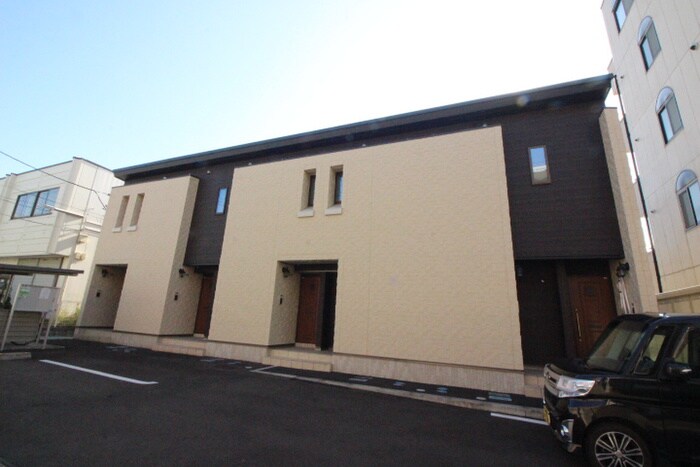 ソレイユIZUMIの物件外観写真