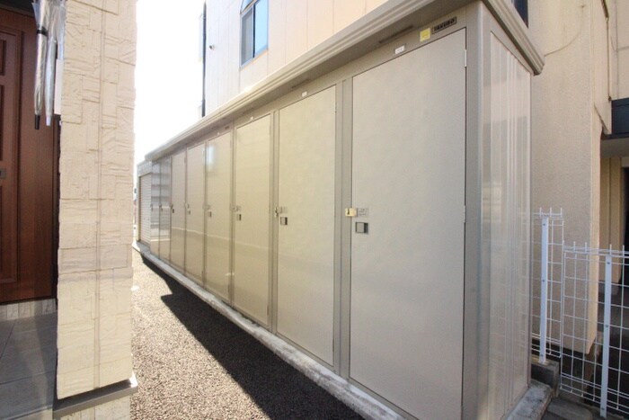 ソレイユIZUMIの物件外観写真