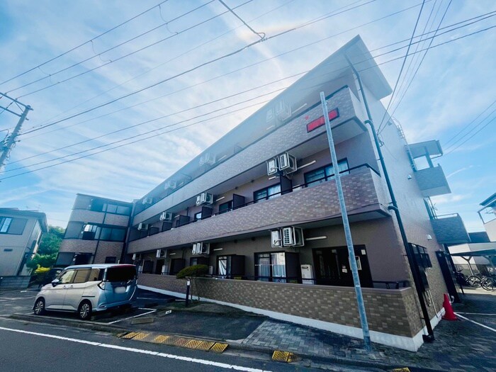 La　パラドールの物件外観写真