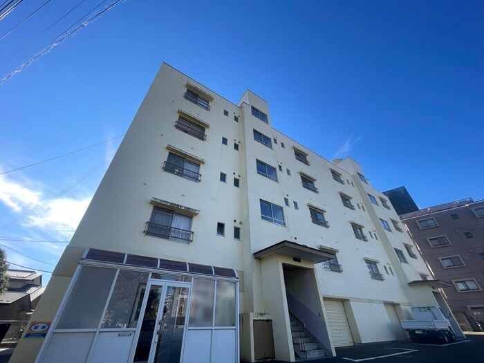 梅田ハイツの物件外観写真