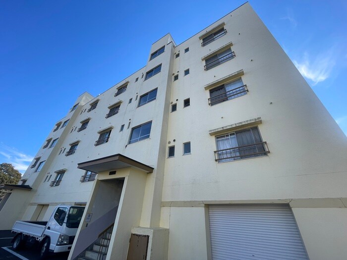 梅田ハイツの物件外観写真