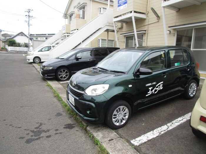 ファミールｾﾌﾞﾝBの物件外観写真