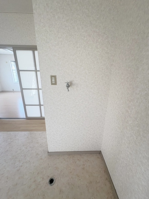 ファミールｾﾌﾞﾝBの物件内観写真