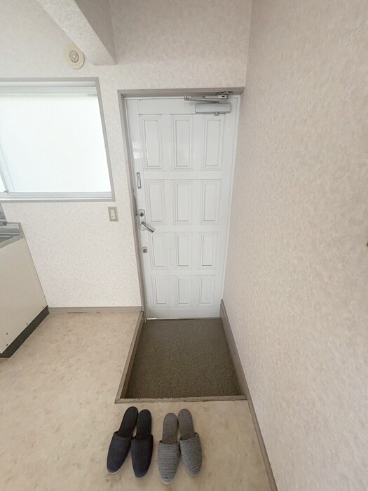 ファミールｾﾌﾞﾝBの物件内観写真