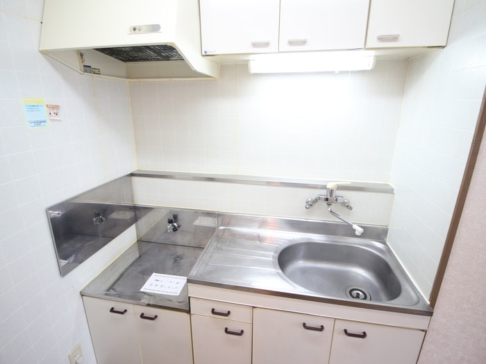 第１０グリ－ンハイツの物件内観写真