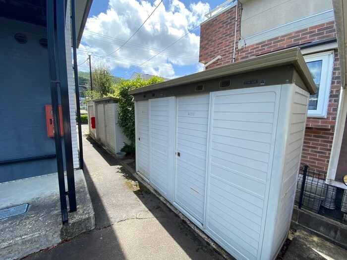 サンライズ舘Ａ棟の物件外観写真