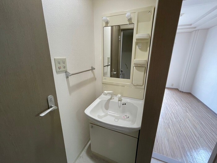 コンフォールの物件内観写真