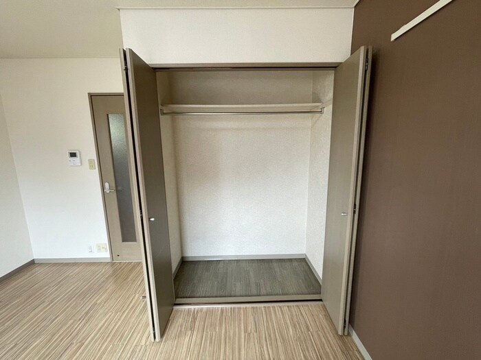 コンフォールの物件内観写真