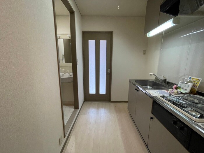 コンフォールの物件内観写真