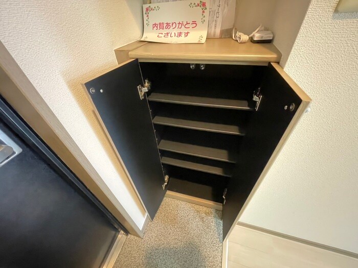 コンフォールの物件内観写真