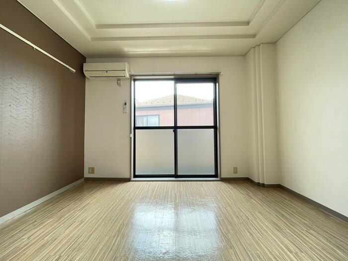 コンフォールの物件内観写真