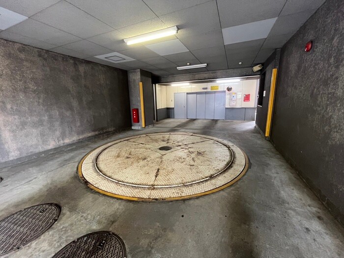 リバ－シティ上杉の物件外観写真