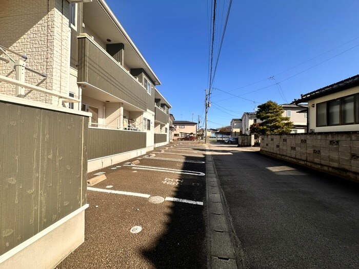 コンフォールの物件外観写真