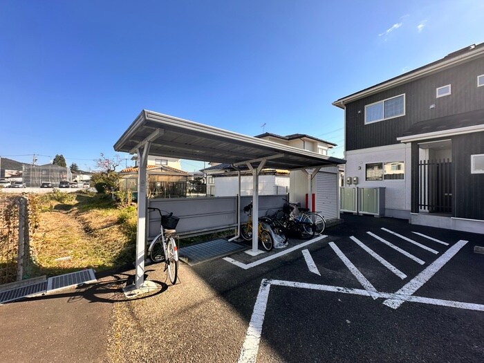 コンフォールの物件外観写真