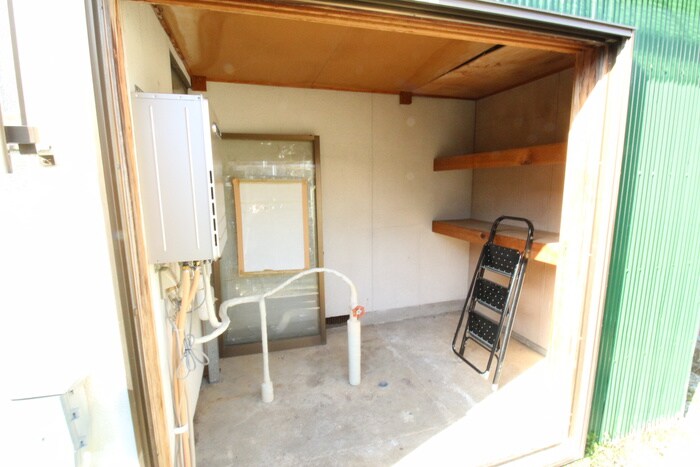 MS向田貸家の物件外観写真