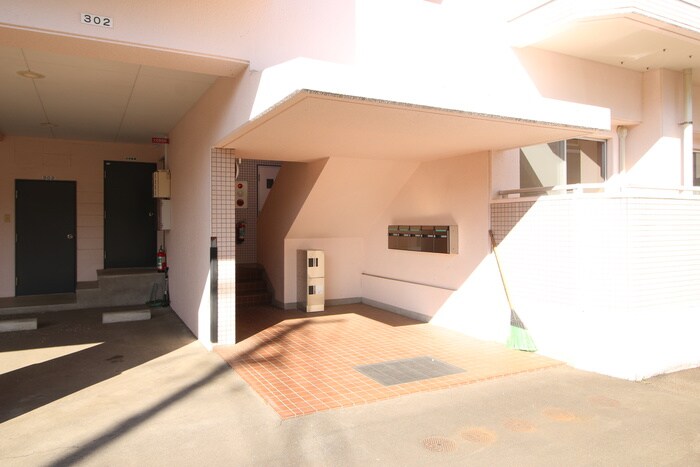 ハウス米ケ袋三丁目の物件外観写真