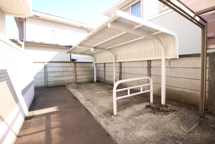 ハウス米ケ袋三丁目の物件外観写真