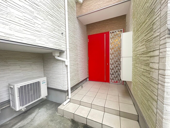 RIZEST　東照宮の物件外観写真