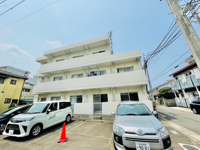 コローレ中倉の物件外観写真