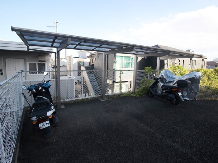 エストレジャの物件外観写真