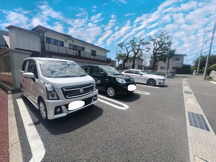 レイ　クレストの物件外観写真