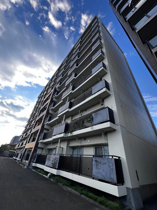 サンパレスシカマの物件外観写真