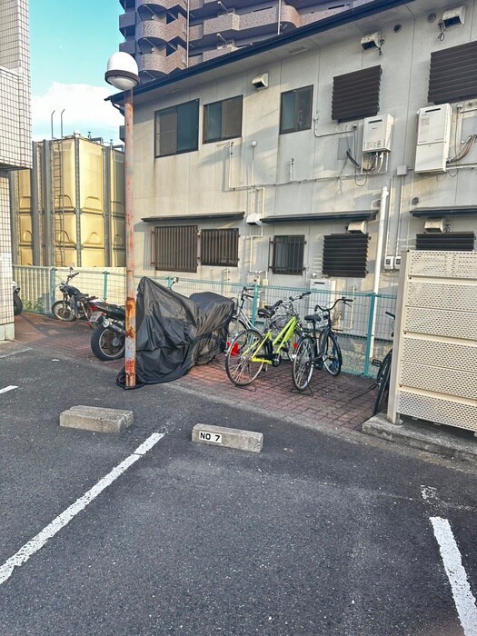 サンパレスシカマの物件外観写真