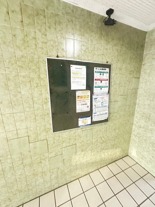 サンパレスシカマの物件外観写真