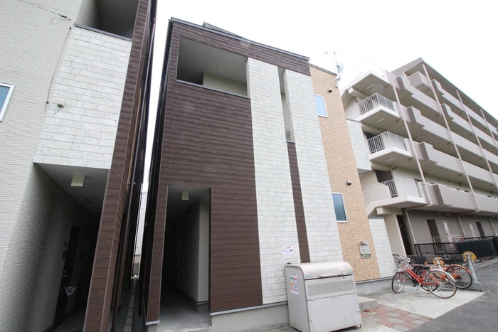 若林ベースの物件外観写真