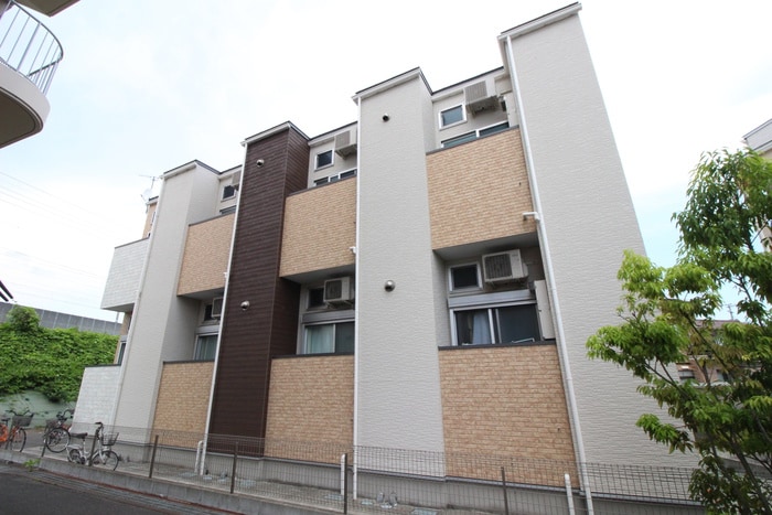 若林ベースの物件外観写真